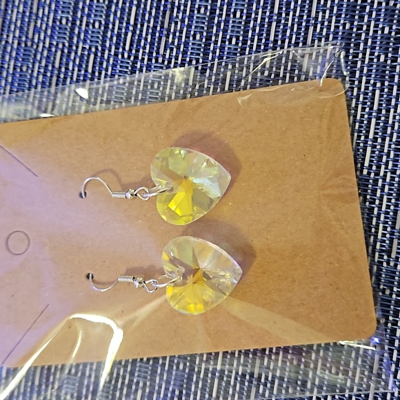 Custom earrings - Picture 1 of 1